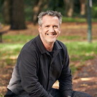 Giles Heron headshot